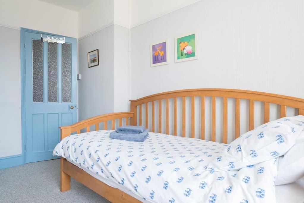 Large Character Home, Hot Tub, Beach 5 Min Walk Gorleston-on-Sea Eksteriør billede